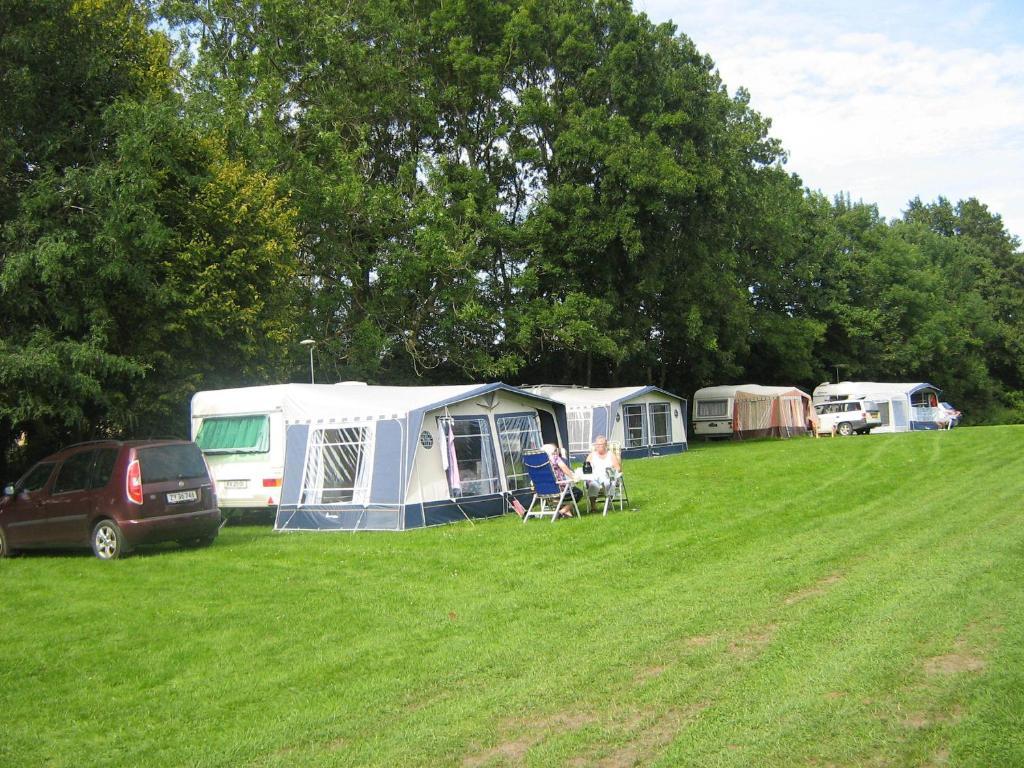 Hjemstavnsgardens Camping & Cottages Glamsbjerg Екстер'єр фото